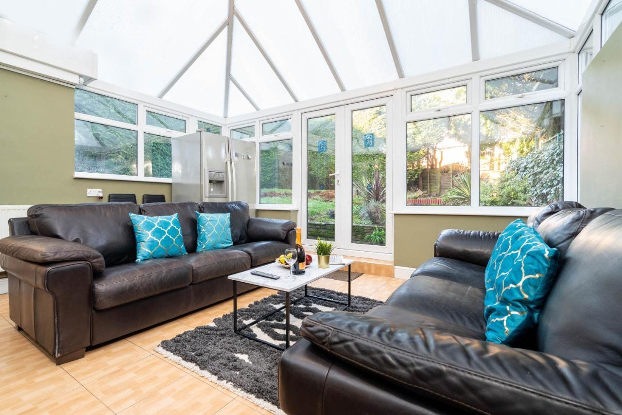 Large 4 Bedroom House - Top Rated - Off-Street Parking - Garden - Sleeps 9 - Contractors - Groups - Pool Table Northfield Esterno foto